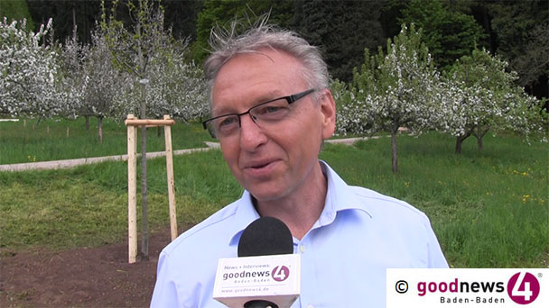 Feierliche Pflanzung des „Baum des Jahres“ im Obstgut Leisberg - Erster Bürgermeister Uhlig: "Eine spezielle Baumart, die wirklich gute, essbare Früchte bringen wird"