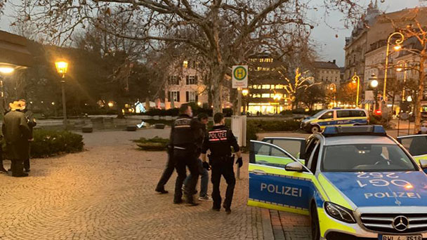 Baden-Badener Augustaplatz weiter im Brennpunkt – Erneuter Polizeieinsatz 