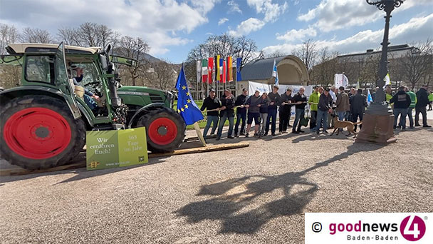 Bauern-Demonstration in Baden-Baden – Traktoren im Kurgarten – Agrarministerkonferenz im Kurhaus Bauern-Demonstration in Baden-Baden – Traktoren im Kurgarten – Agrarministerkonferenz im Kurhaus