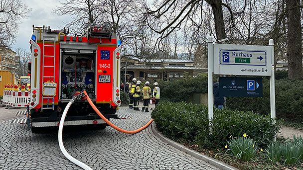 Feuer in Baden-Badener Kurhausgarage gelöscht – Drei Autos betroffen – Alle Zugänge zur Parkgarage gesperrt Feuer in Baden-Badener Kurhausgarage gelöscht – Drei Autos betroffen – Alle Zugänge zur Parkgarage gesperrt