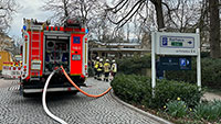 Feuer in Baden-Badener Kurhausgarage gelöscht – Drei Autos betroffen – Alle Zugänge zur Parkgarage gesperrt