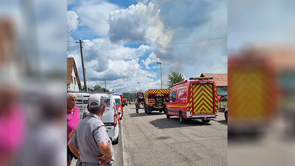 Integrierte Leitstelle Mittelbaden hebt Warnung wieder auf – Feuer weitgehend unter Kontrolle Integrierte Leitstelle Mittelbaden hebt Warnung wieder auf – Feuer weitgehend unter Kontrolle