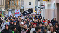 Große Teilnehmerzahl bei Impfpflicht-Gegner-Demo in Baden-Baden – Partei dieBasis: „1.500 Geimpfte und Ungeimpfte machten Sonntagsausflug“