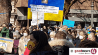 Demos in Baden-Baden – Statements von Ukrainern und Russen – Auch Corona-Demo mit Aufruf für Frieden