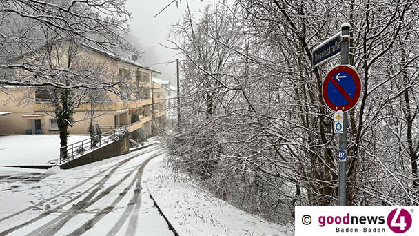 Sperrung in Ebersteinburg – Baumarbeiten in der Rosenstraße Sperrung in Ebersteinburg – Baumarbeiten in der Rosenstraße