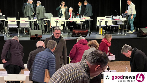 Sitzung zur Flüchtlingskrise – Demokratie hinter verschlossenen Türen – Was sind die Unterschiede der Positionen von CDU, Grünen und SPD in Baden-Baden? – Kommentar von Christian Frietsch Sitzung zur Flüchtlingskrise – Demokratie hinter verschlossenen Türen – Was sind die Unterschiede der Positionen von CDU, Grünen und SPD in Baden-Baden? – Kommentar von Christian Frietsch