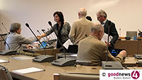 HEUTE GENAU VOR EINEM JAHR: Baden-Badener Oberbürgermeisterin Mergen entschuldigt sich bei FDP-Fraktionschef – Rolf Pilarski zu Unrecht Redeverbot erteilt