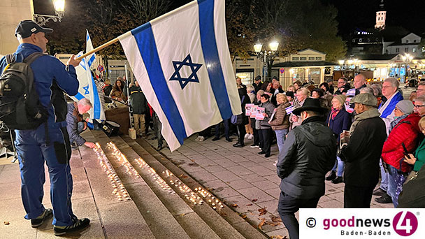 Mahnwache für Israel in Baden-Baden – 70 Teilnehmer kamen auf den Goetheplatz – Gebet auf Deutsch und Hebräisch
