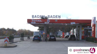 Verkehrschaos am Rasthof Baden-Baden - Schwertransportkonvoi blockierte Tankanlage 