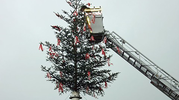 Freiwillige Feuerwehr Sinzheim lädt ein – Traditionelles Maibaumstellen