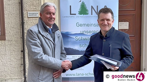Ansgar Gernsbeck nimmt die Stimmung in Baden-Baden auf – Rede im Rathaushof zur Windkraftplanung
