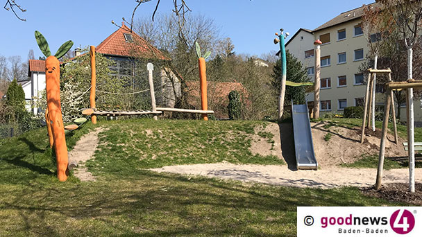 Lesen im Grünen im September – Petra Grobecker, Isabel Blizil, Ilka Hamer und das Lastenfahrrad