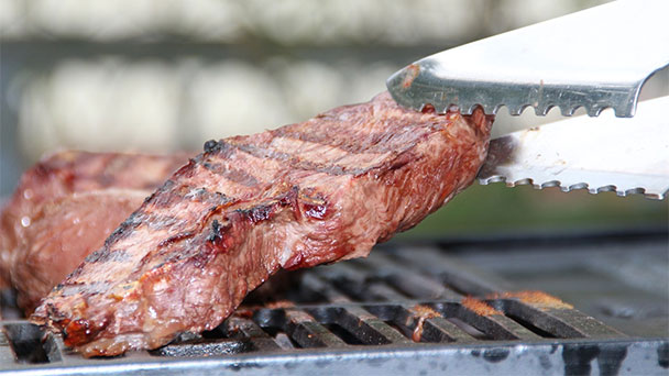 Fünf Tipps für sicheres Grillen im schönen Baden-Baden – „Immer Grill-Deckel öffnen, bevor der Gashahn aufgedreht wird“