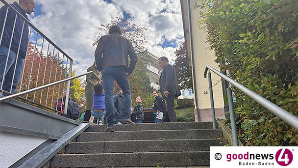 SWR-Tatort-Dreh in Hardstaffeln in Baden-Baden – Arbeitstitel „Stäffele“ für Stuttgarter Krimi – „Milieu der arrivierten Halbhöhenlage“ SWR-Tatort-Dreh in Hardstaffeln in Baden-Baden – Arbeitstitel „Stäffele“ für Stuttgarter Krimi – „Milieu der arrivierten Halbhöhenlage“