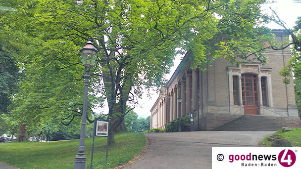 Mehrere Menschen in Kaiserallee gefährdet – Auto fährt auf Gehweg – Fahrer offenbar bewusstlos